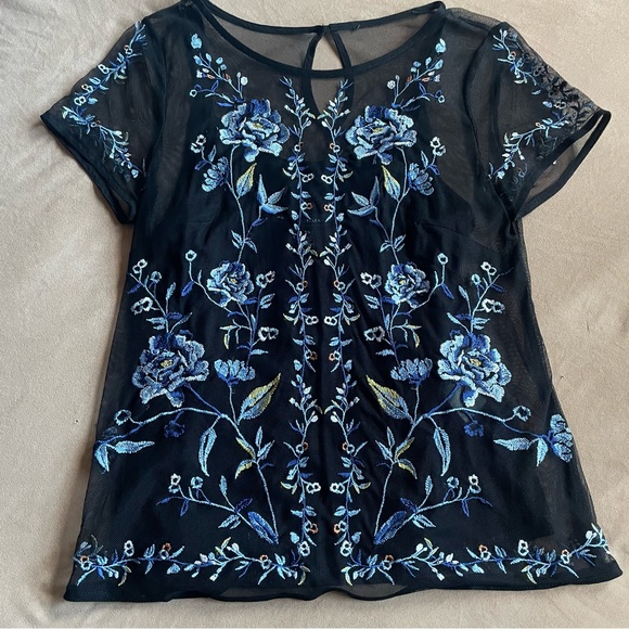 WHBM Sheer Floral Top with Camisole - Size XS - Picture 7 of 9